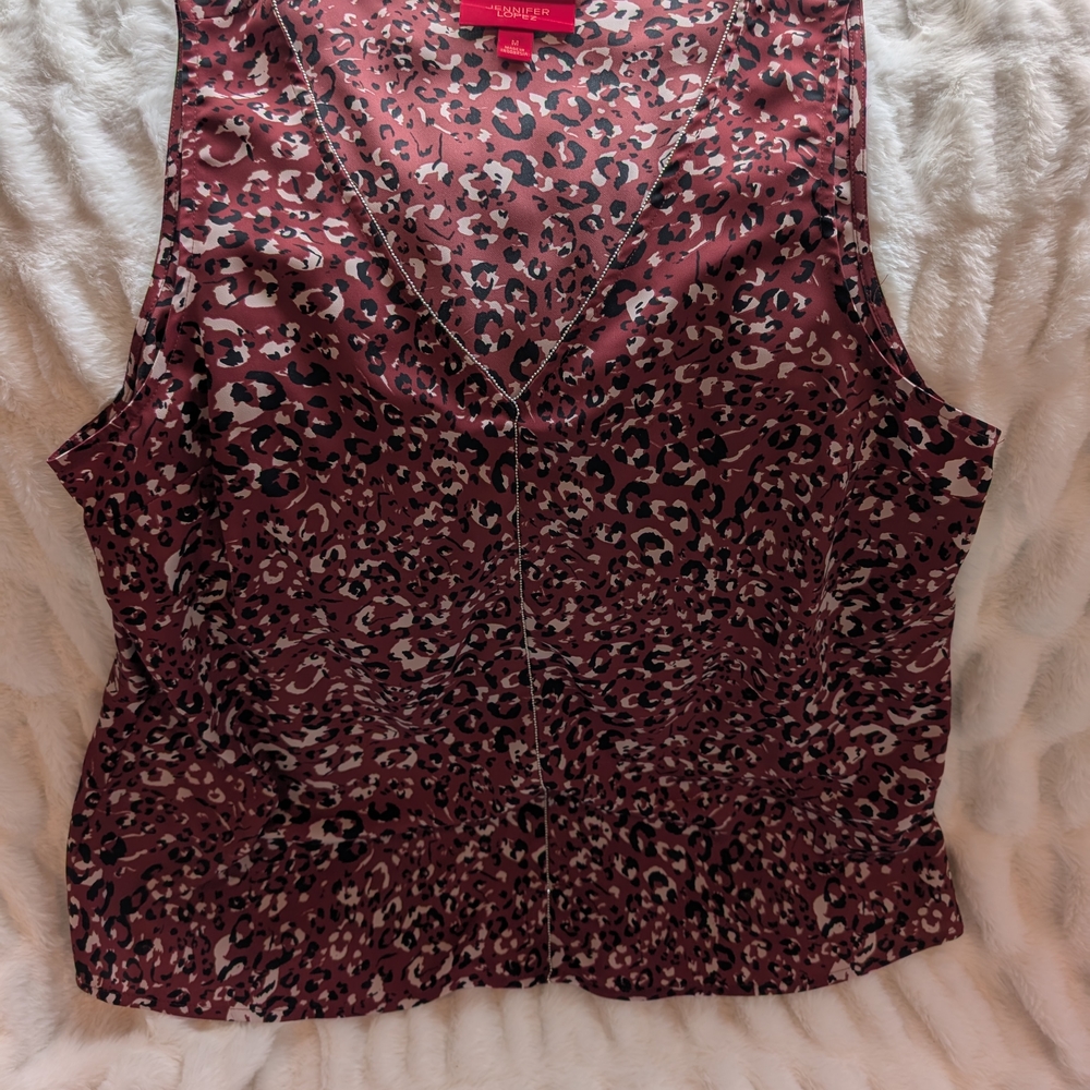 Leopard Print Sleeveless Top
